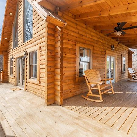 Family Friendly ~ Hocking Hills Cabin ~ Close To Caves, W/Wifi South Bloomingville Dış mekan fotoğraf