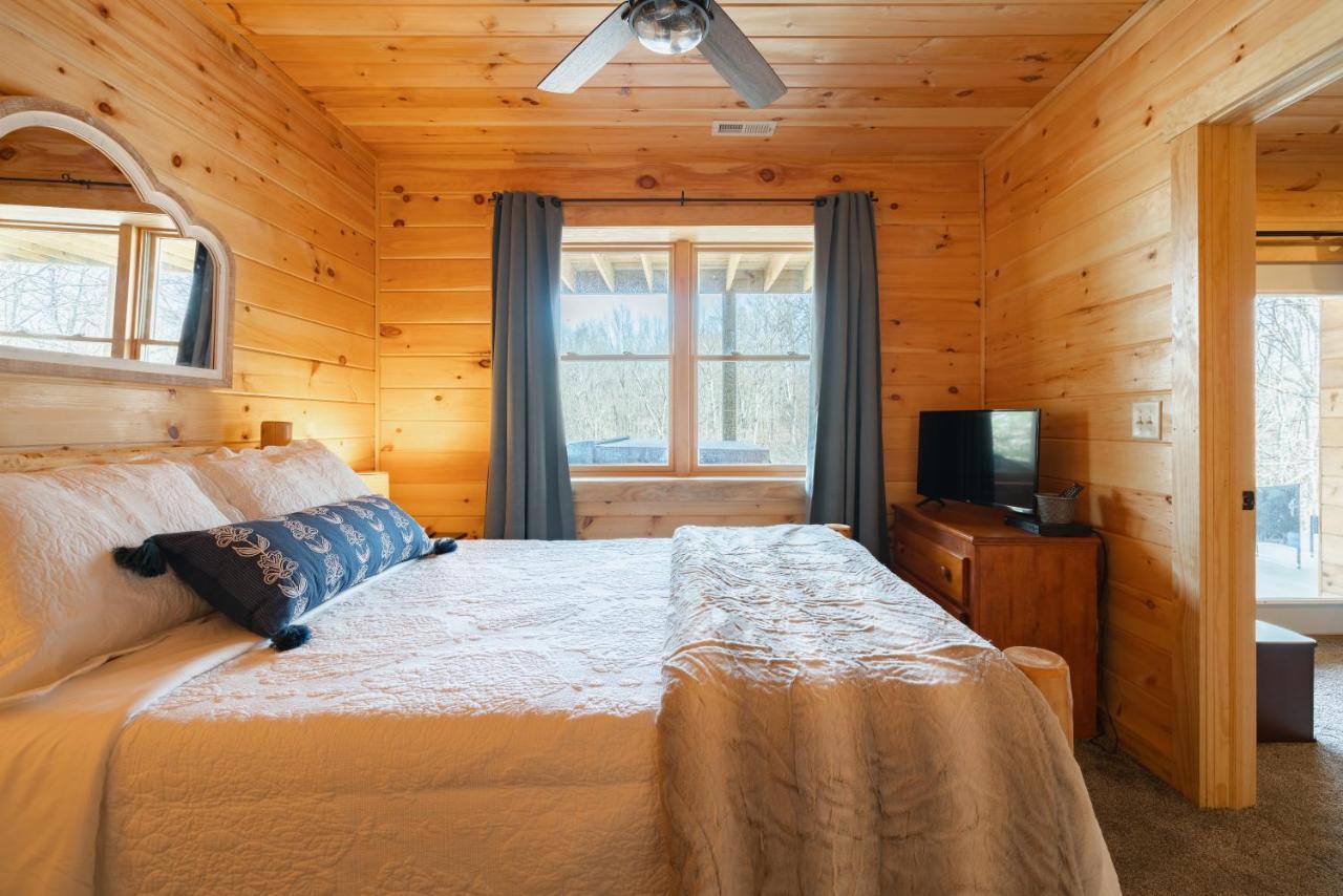 Family Friendly ~ Hocking Hills Cabin ~ Close To Caves, W/Wifi South Bloomingville Dış mekan fotoğraf